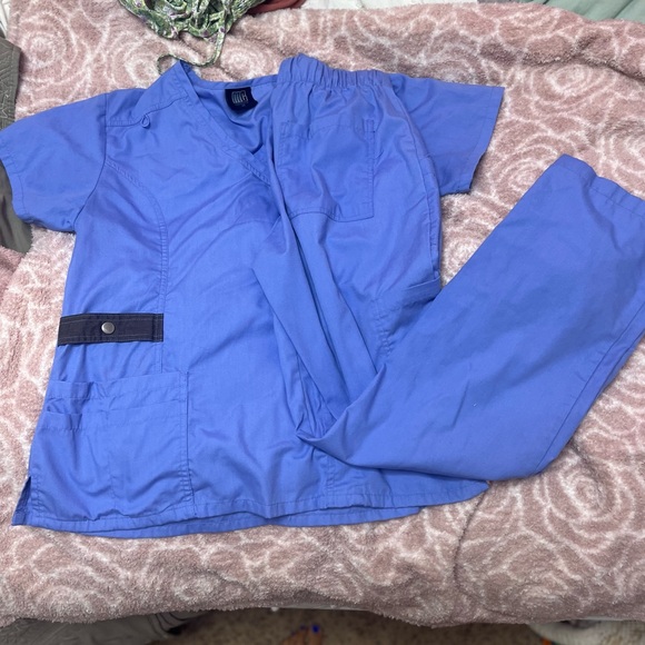 Amazon, Medium, Pink and Blue - Picture 5 of 8